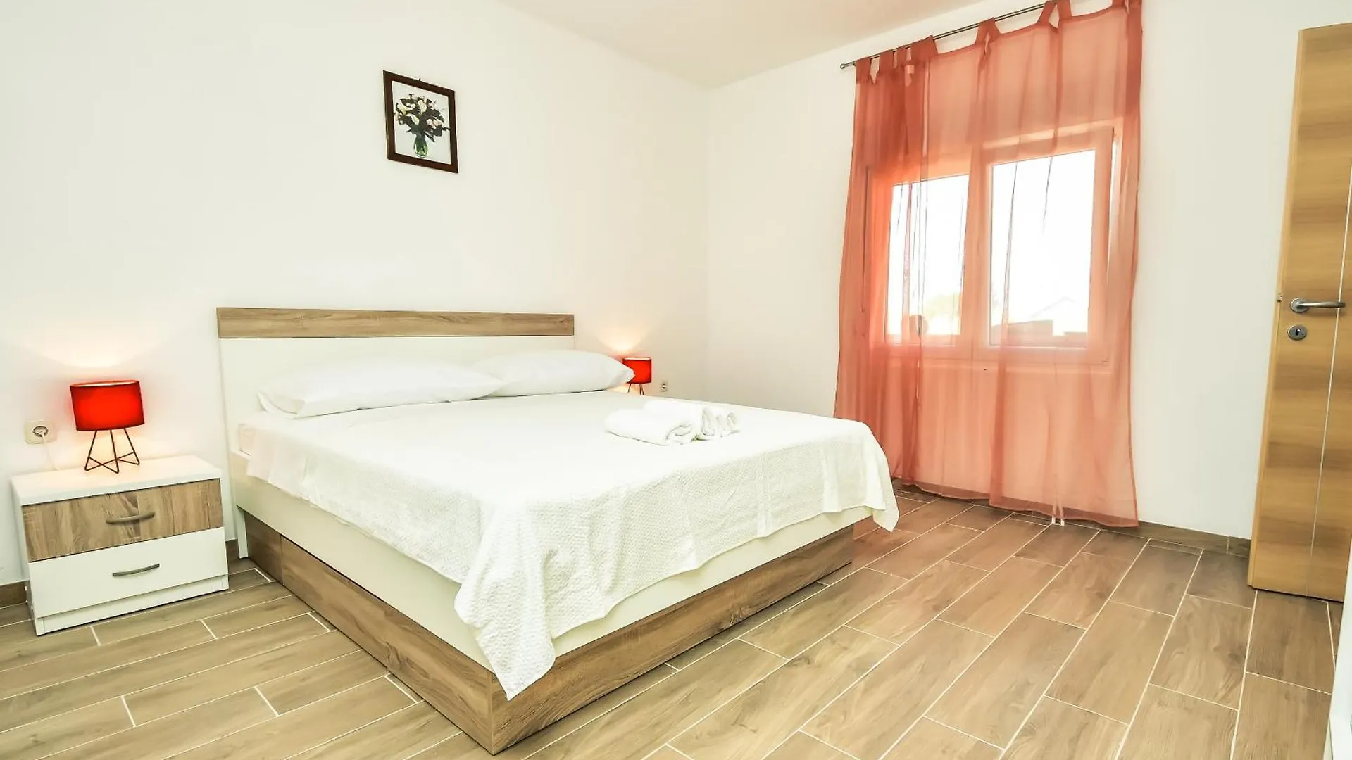 Villa Oasis Tinj - Happy Rentals Biograd Na Moru