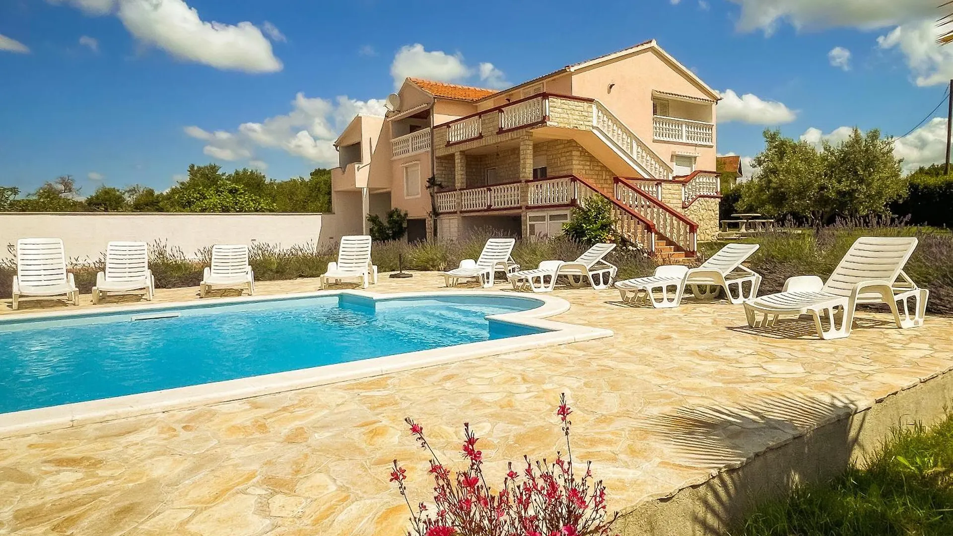 Villa Oasis Tinj - Happy Rentals Biograd Na Moru