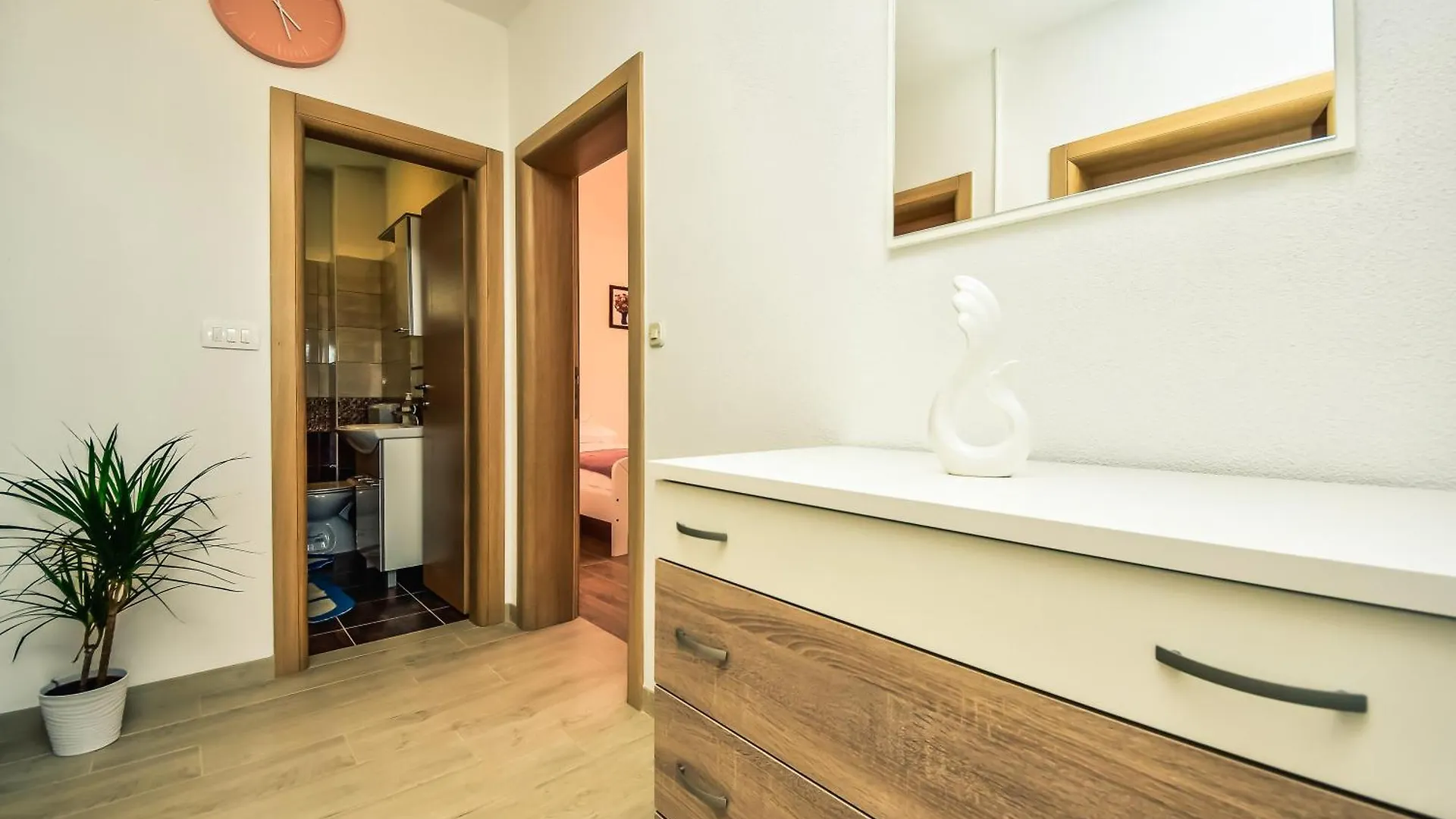 Villa Oasis Tinj - Happy Rentals Biograd Na Moru